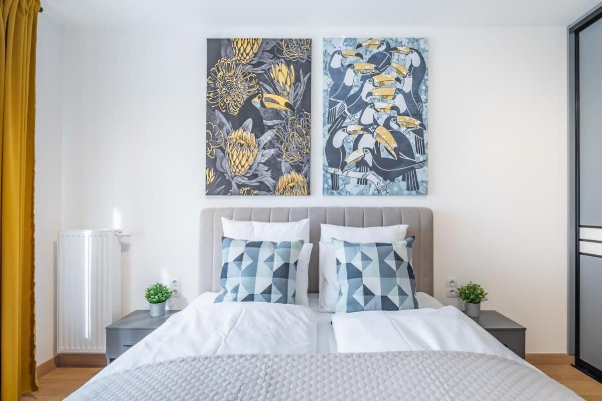 Brand New Central Flat Budapest Luaran gambar